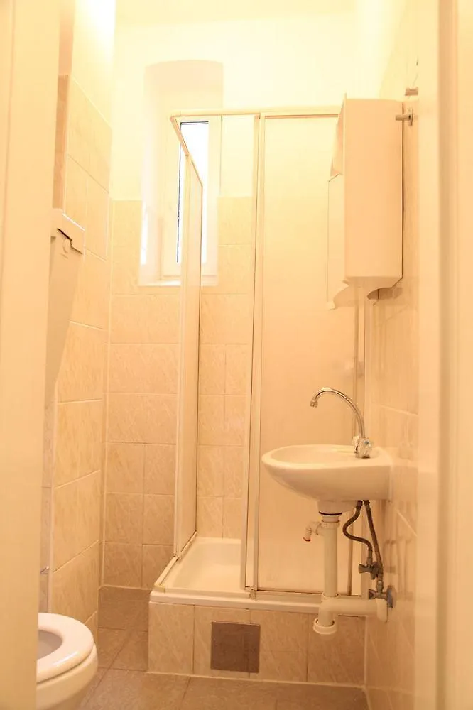 Hotel Raisa Apartments Randhartingergasse 12 Vídeň Rakousko